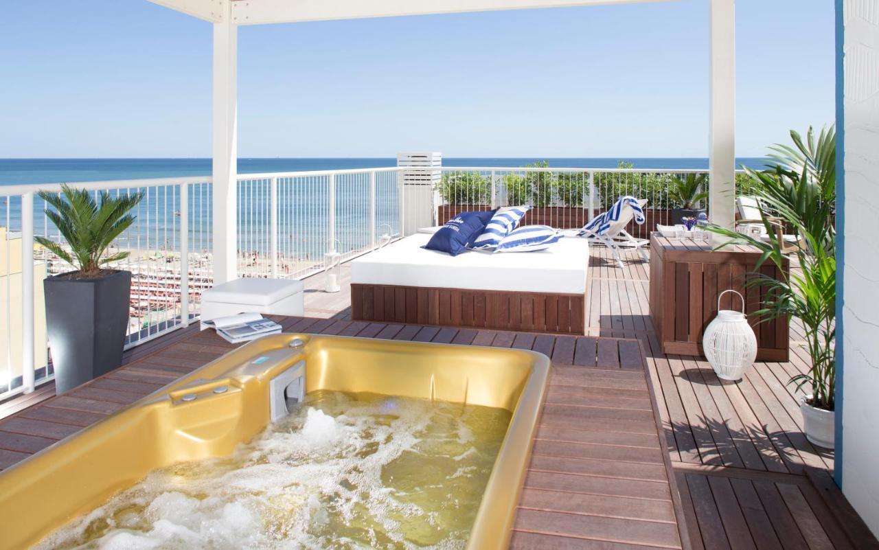 Hotel Apollo Riccione Dış mekan fotoğraf