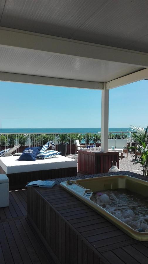 Hotel Apollo Riccione Dış mekan fotoğraf