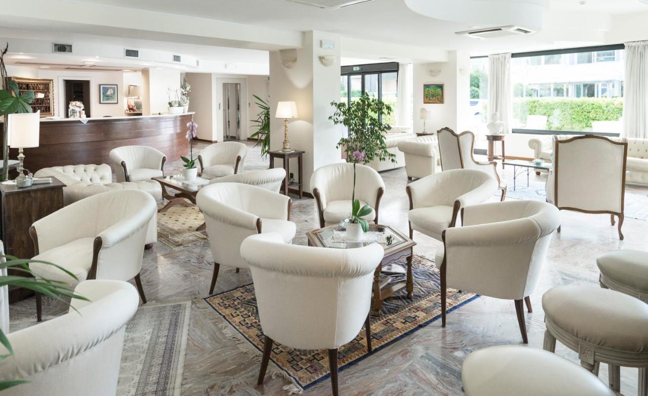 Hotel Apollo Riccione Dış mekan fotoğraf