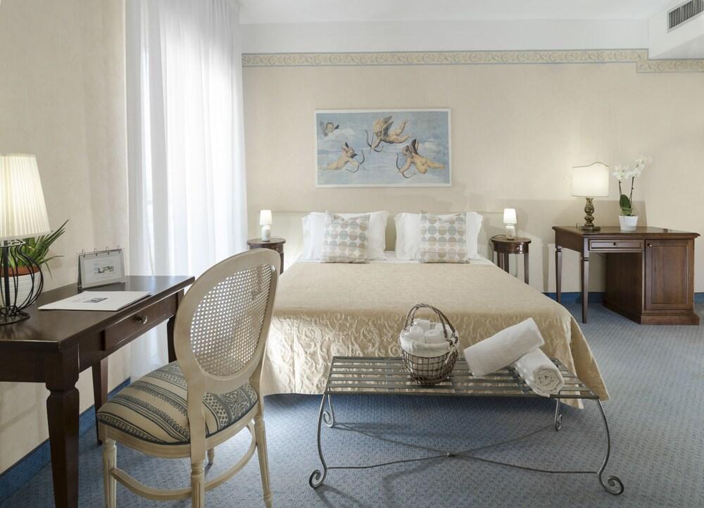 Hotel Apollo Riccione Dış mekan fotoğraf