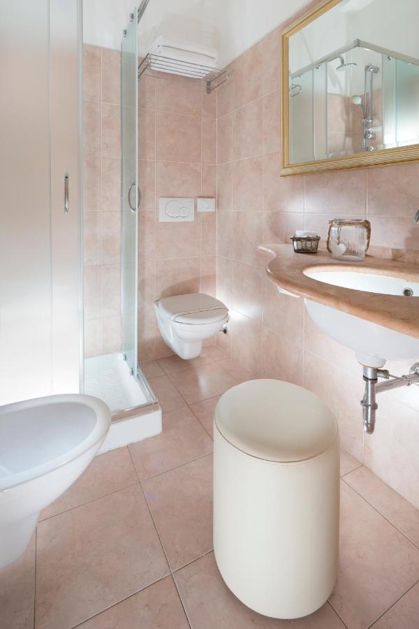 Hotel Apollo Riccione Dış mekan fotoğraf